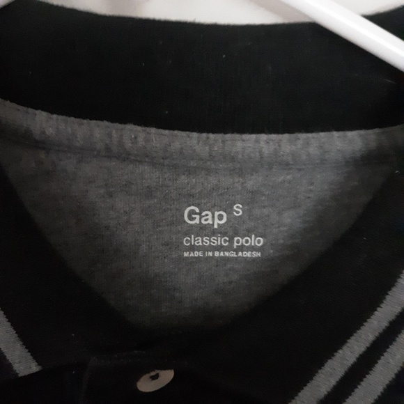 GAP Small Black Short Sleeve Polo - Picture 2 of 7